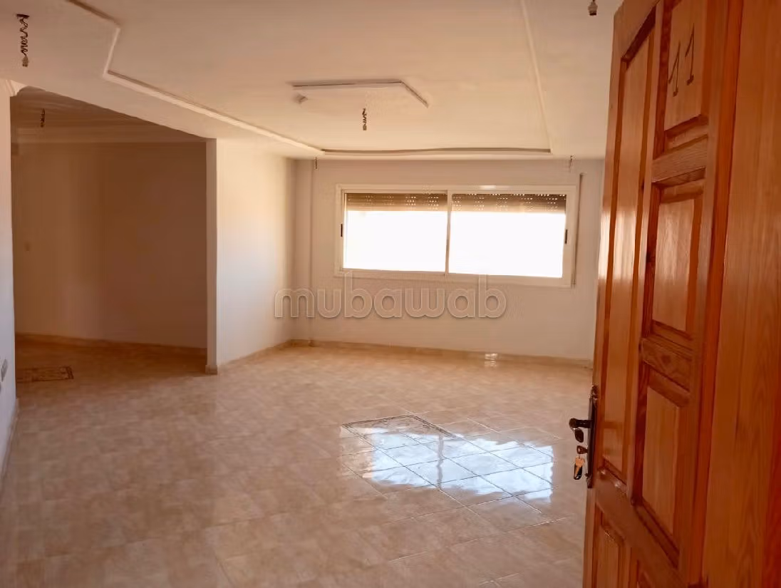 شقة رائعة للبيع ب وسط المدينة. المساحة الإجمالية 119 م². باب آمن