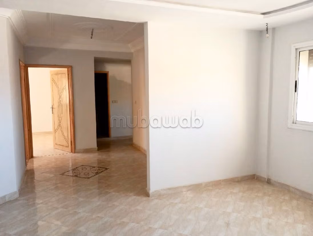 شقة رائعة للبيع ب وسط المدينة. المساحة الإجمالية 119 م². باب آمن