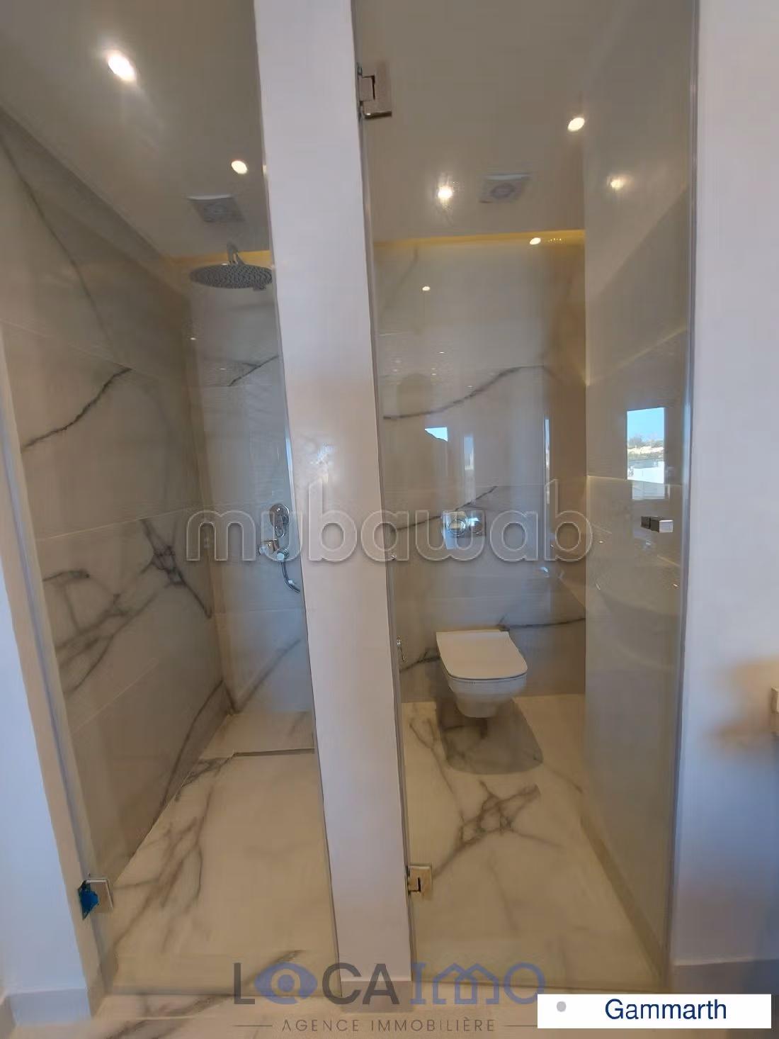 Affitta il tuo appartamento a Gammarth. Superficie 254 m². Posto auto e terrazzo. 