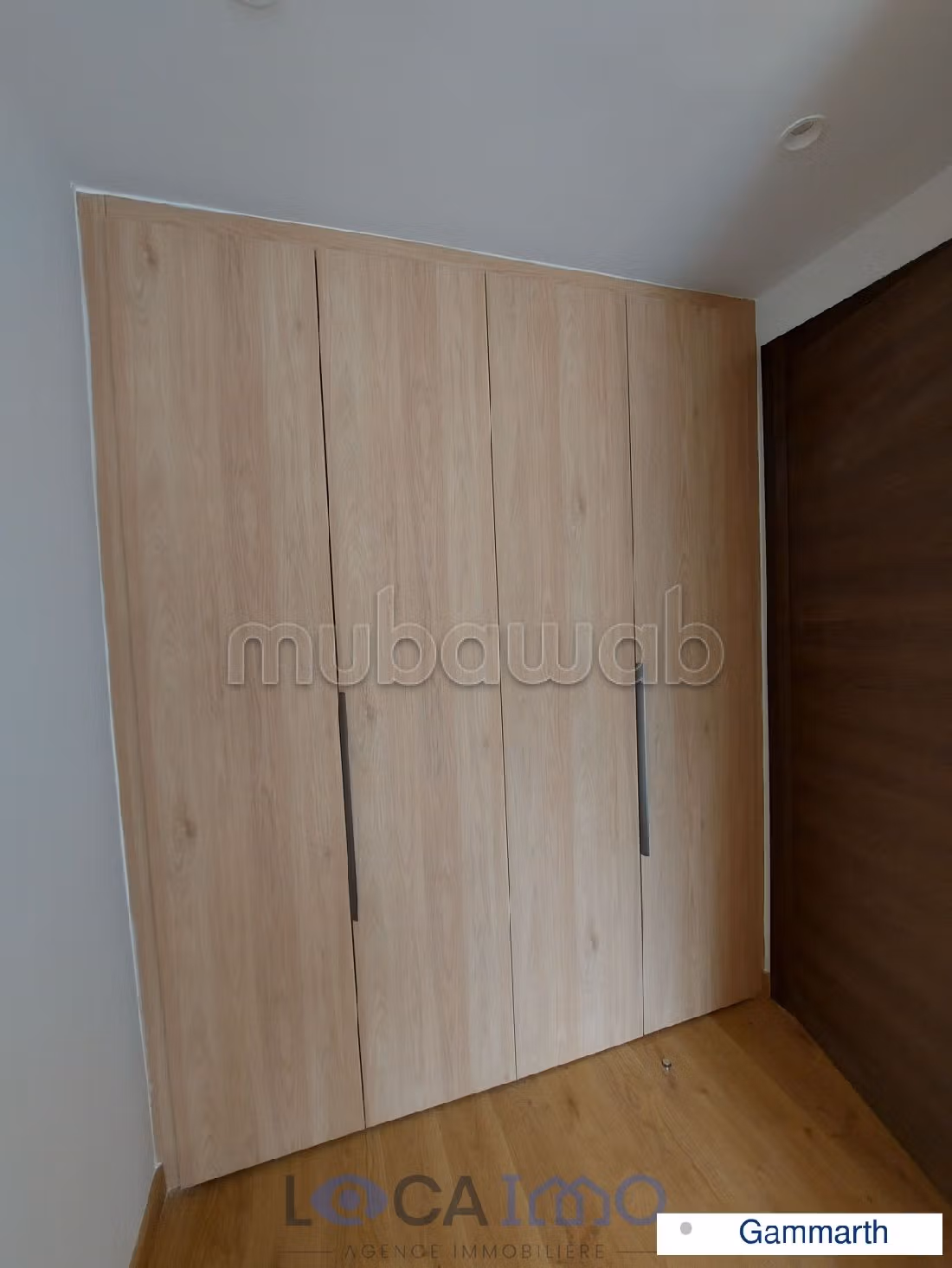 Affitta il tuo appartamento a Gammarth. Superficie 254 m². Posto auto e terrazzo. 