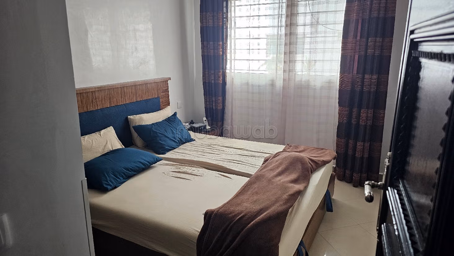 Sell apartment in Aviation - Mabella. Surface area 101 m². Living room with Moroccan decor, General satellite dish system. 