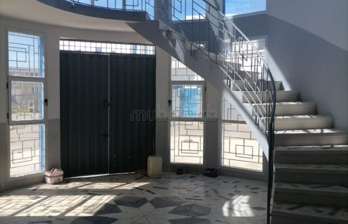 Local commercial a louer situation gzenaya surface 1150 m²
