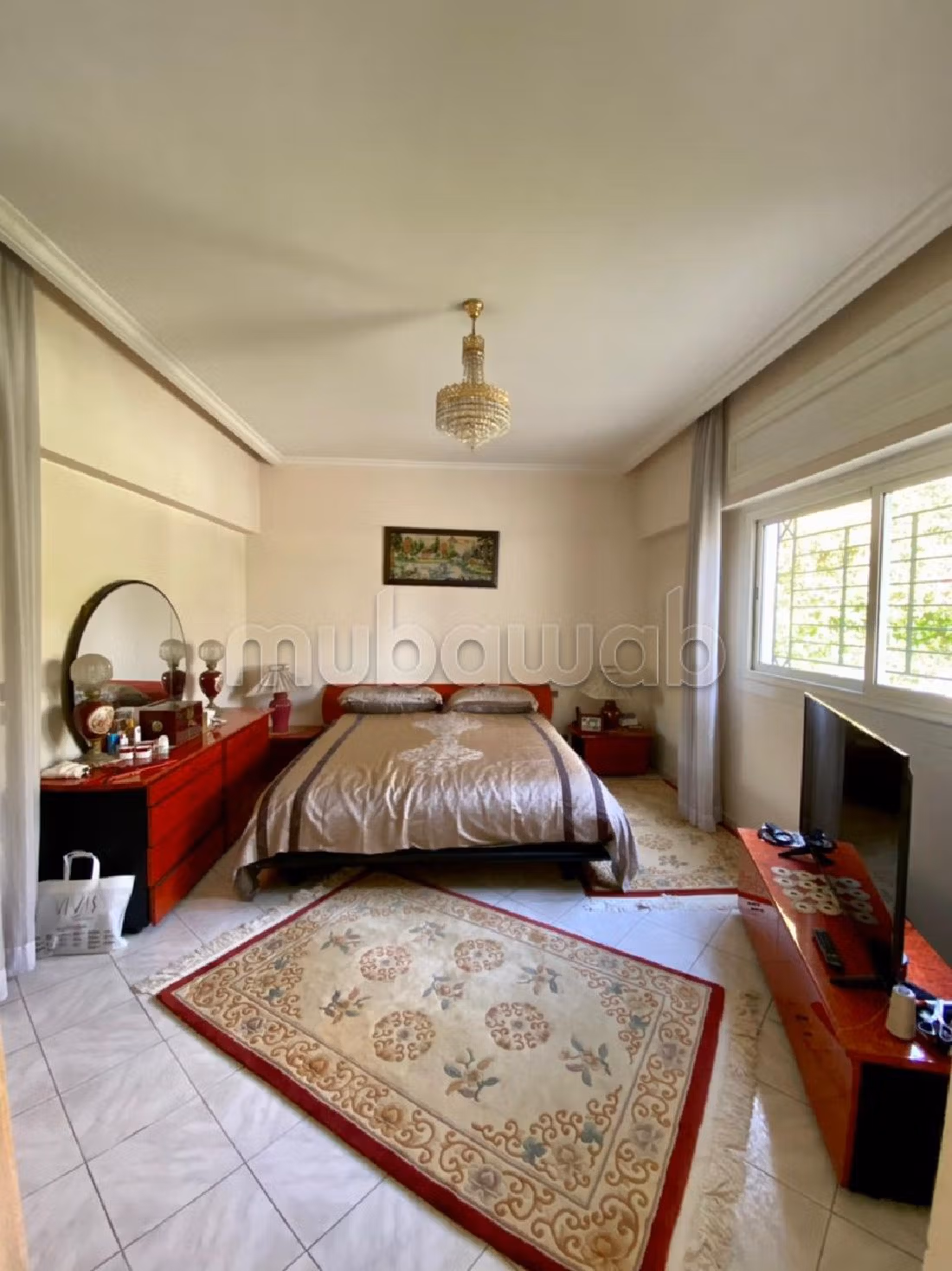 فيلا فخمة للبيع بالرياض. 5 غرف جميلة. مساحة خضراء