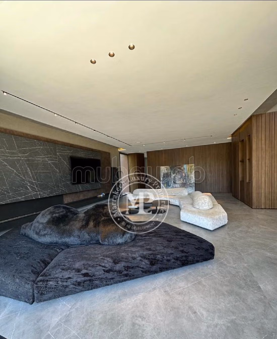 Magnifica villa in vendita a Agdal. Superficie di 2500 m². Giardino