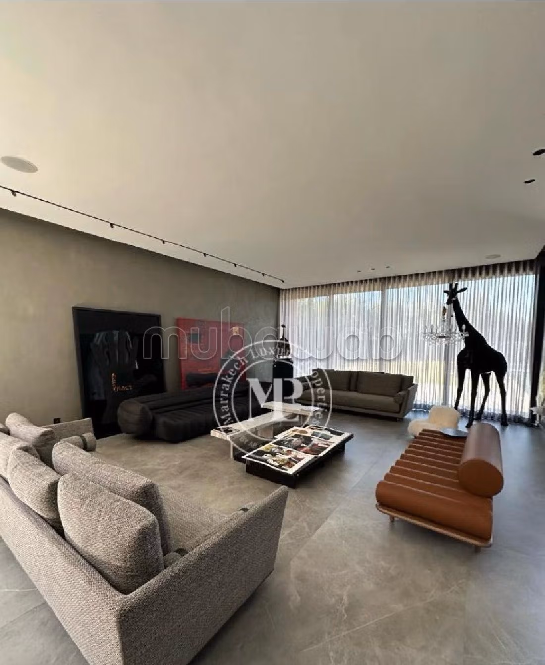 Magnifica villa in vendita a Agdal. Superficie di 2500 m². Giardino