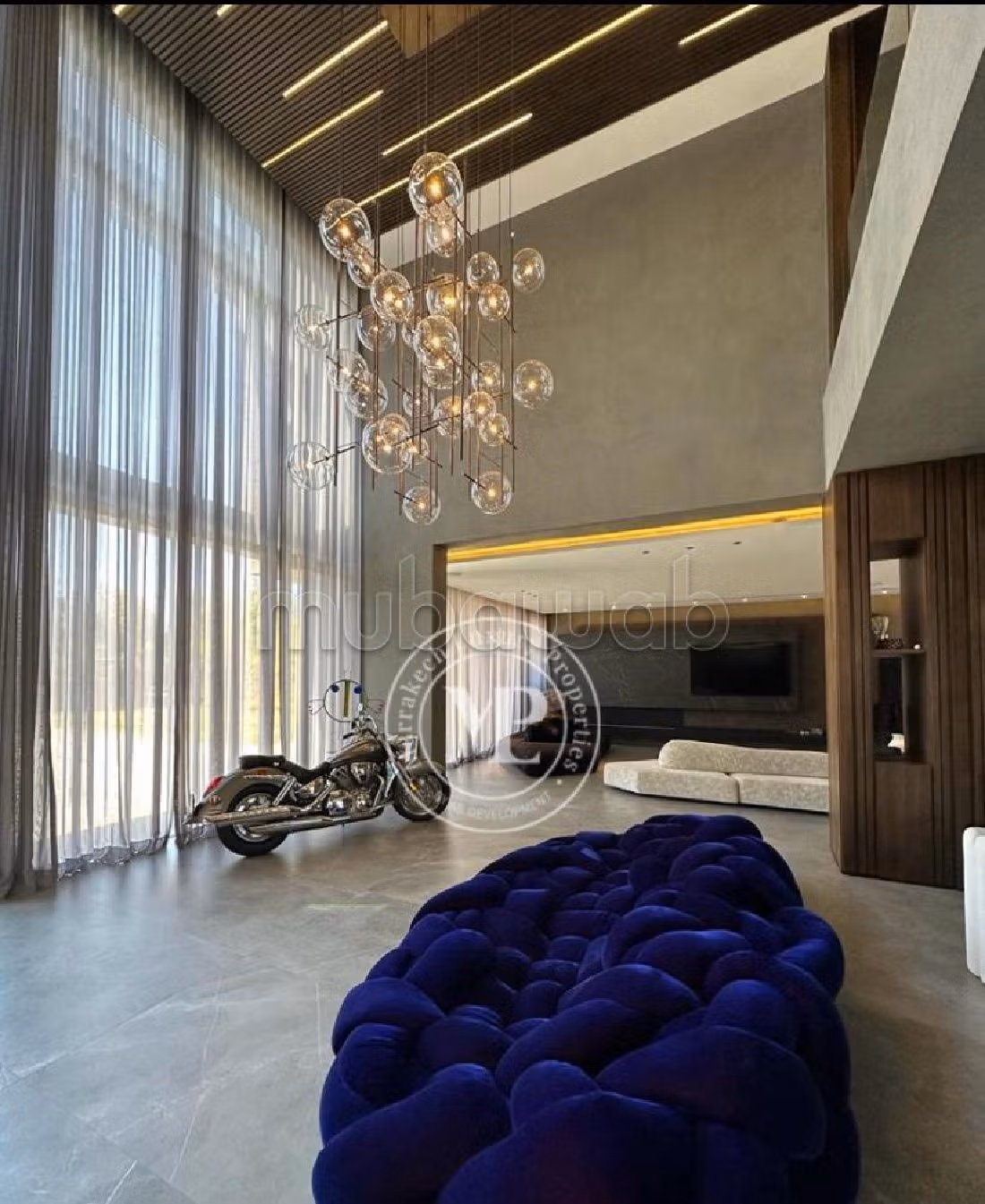 Magnifica villa in vendita a Agdal. Superficie di 2500 m². Giardino