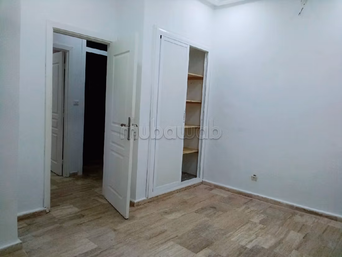 Offices for rent. Large area 88 m². Air-conditioned. 