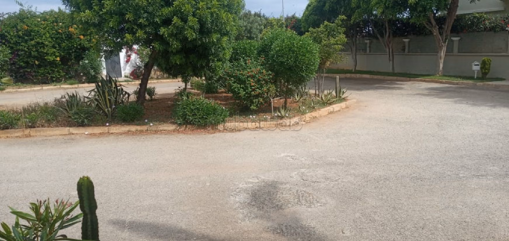 Casa de alto standing en venta en Ain Diab Extension. 4 dormitorios. Bien amueblado. 