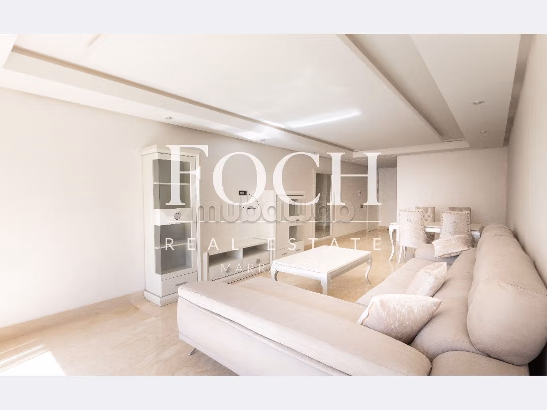 Apartment for sale in Guéliz. Area of 100 m². Cellar.