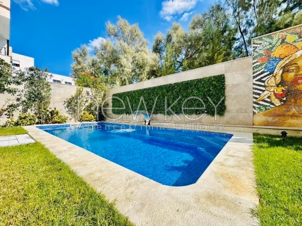 Un Superbe Appartement S3 avec piscine à La Soukra