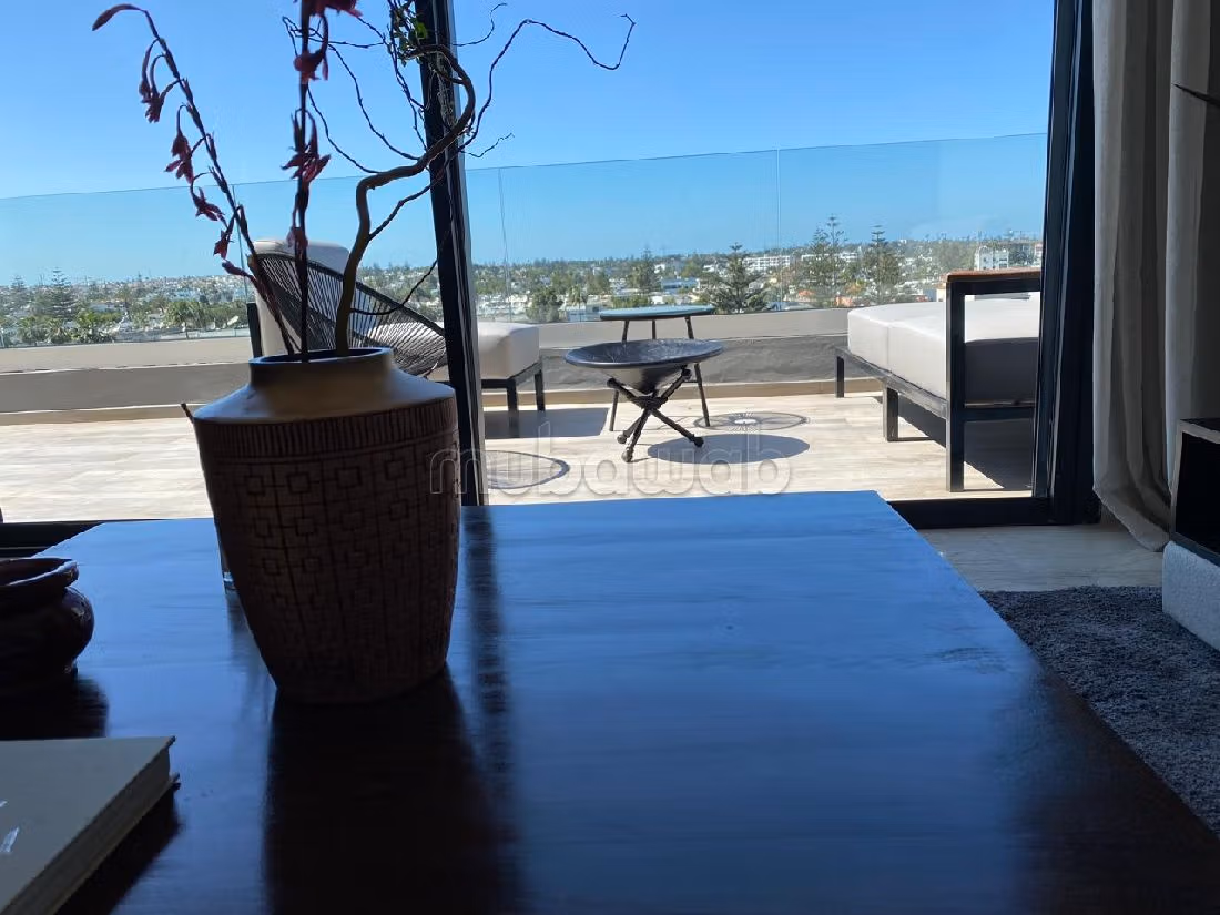 شقة رائعة للإيجار بحي السلام السيال. المساحة الكلية 130 م². مفروشة