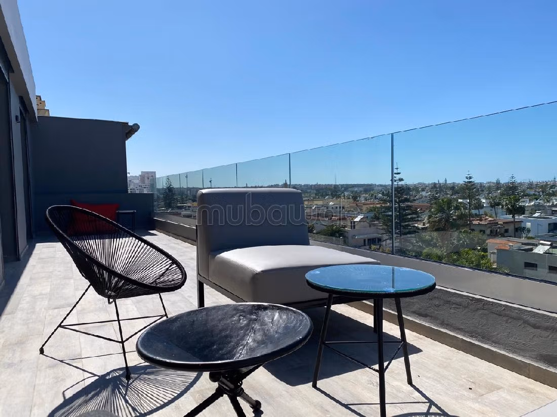 شقة رائعة للإيجار بحي السلام السيال. المساحة الكلية 130 م². مفروشة