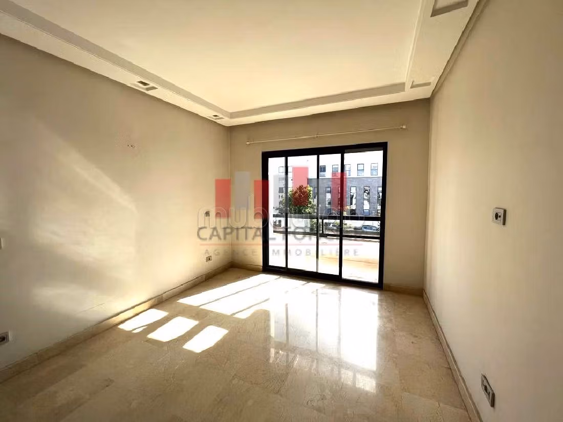 Rent this apartment in Bouskoura Ville. 4 lovely rooms. Lift and parking