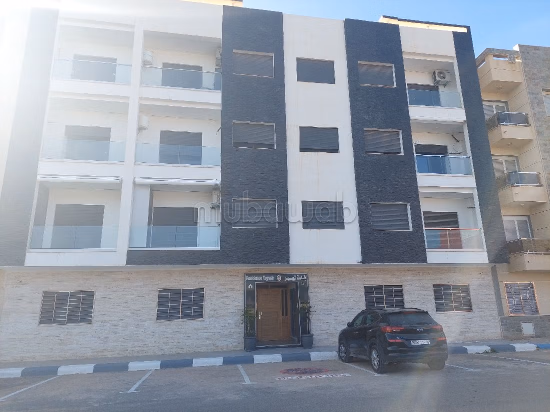 شقة رائعة للبيع بالسعيدية. 2 غرف ممتازة. بواب