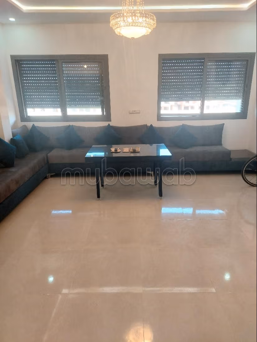 شقة رائعة للبيع بالسعيدية. 2 غرف ممتازة. بواب