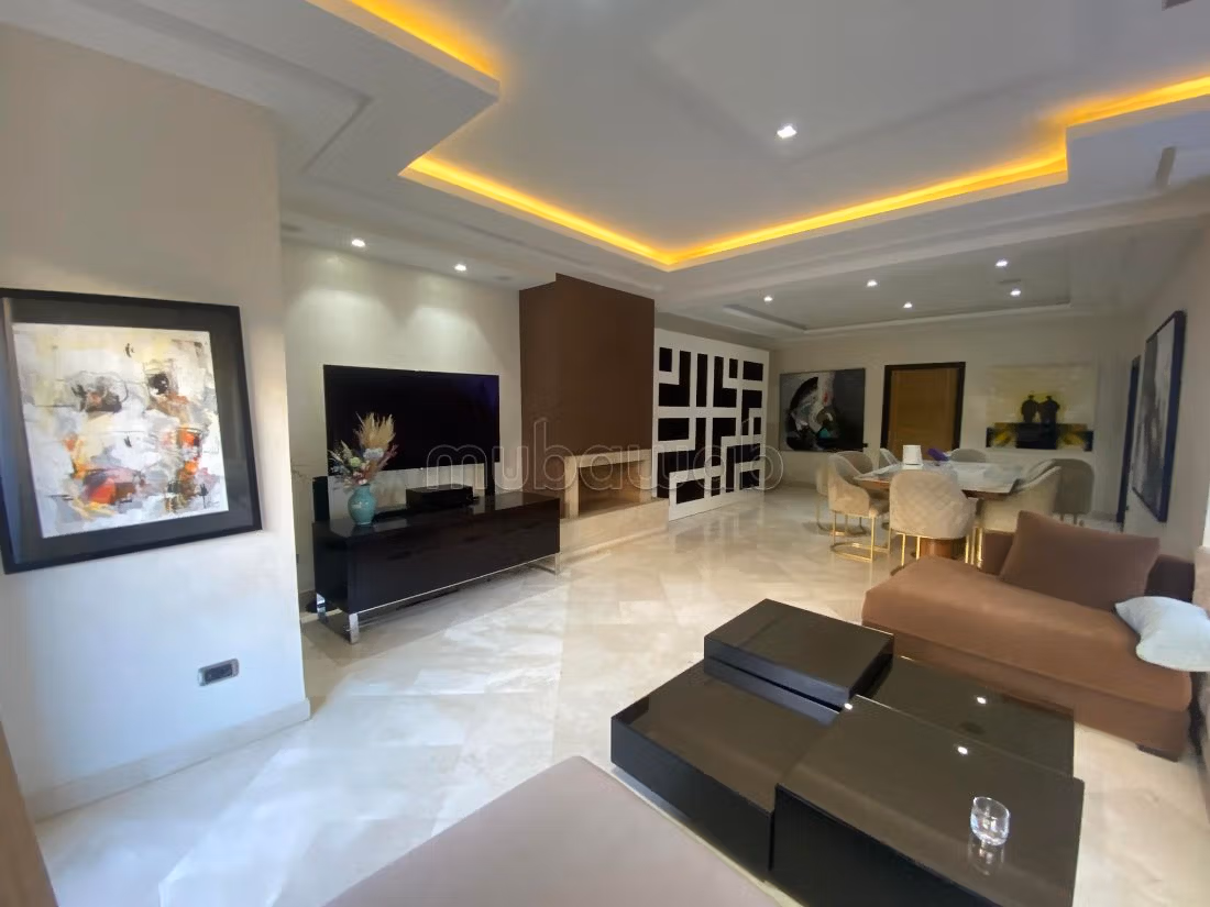 شقة للإيجار ببوسكورة. 4 قطع مريحة. مفروشة. 