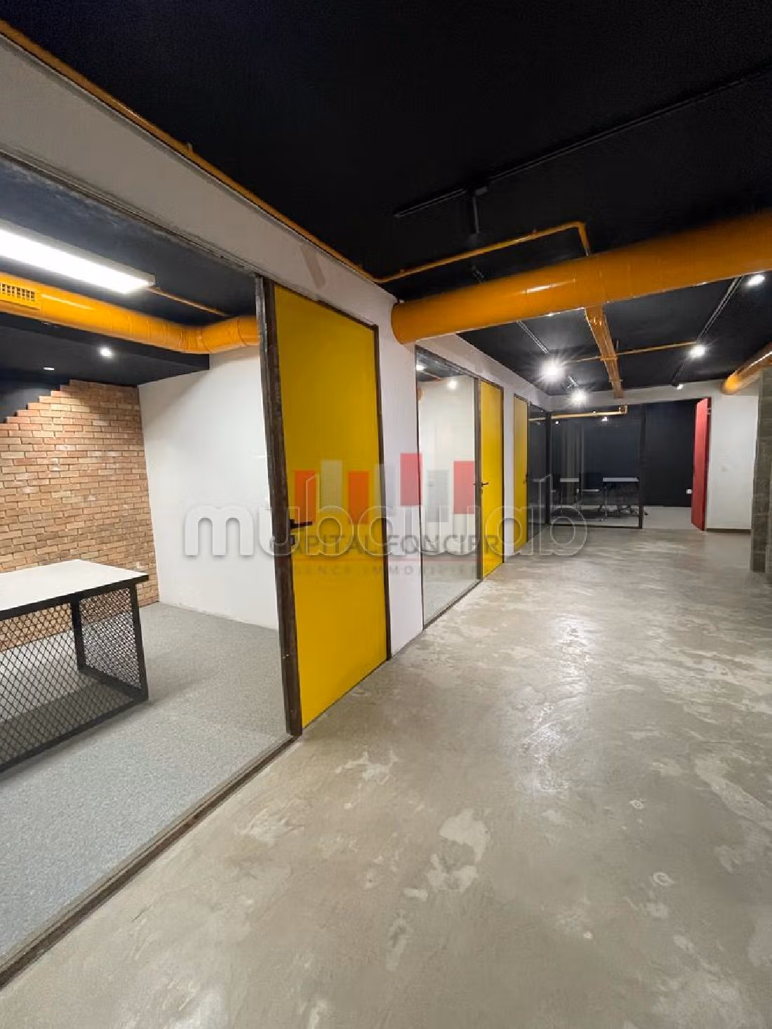 Offices for rent in Maârif. Large area 240 m². 