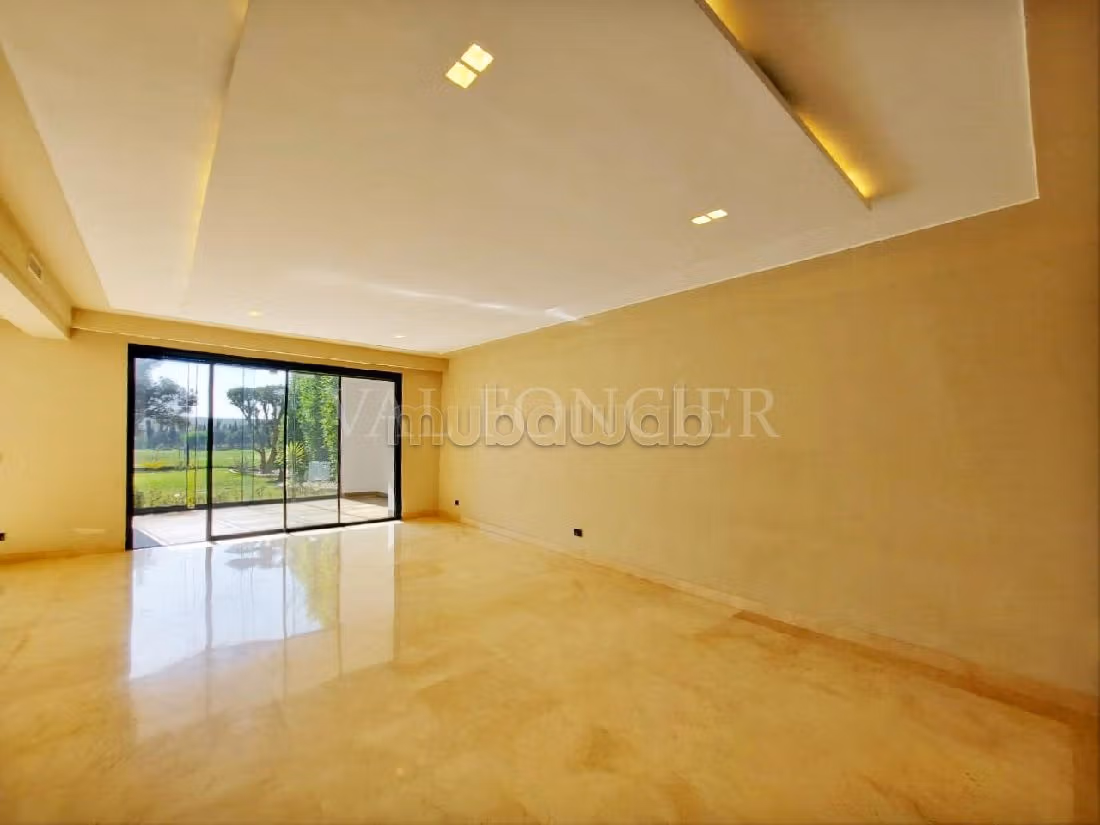 Straordinaria villa in affitto a Bouskoura Ville. Superficie di 350 m². Terrazzo e garage