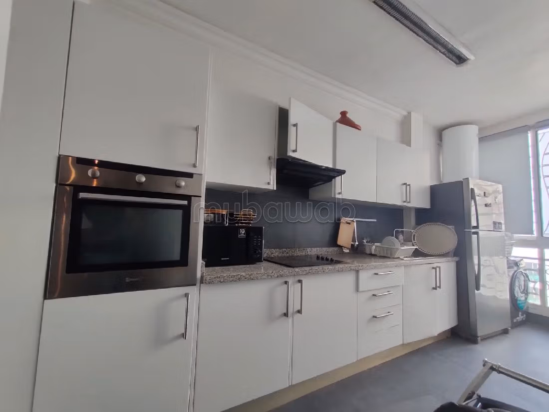 Magnífico piso en venta en Bourgogne Ouest. 3 habitaciones confortables. Armarios