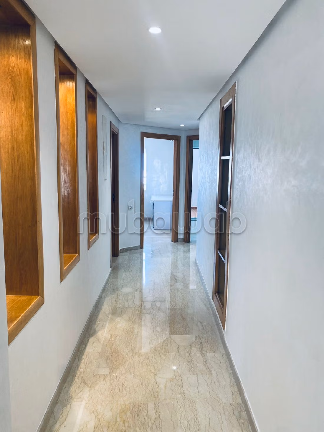 شقة جميلة للكراء براسين امتداد. المساحة 140 م². مفروشة. 