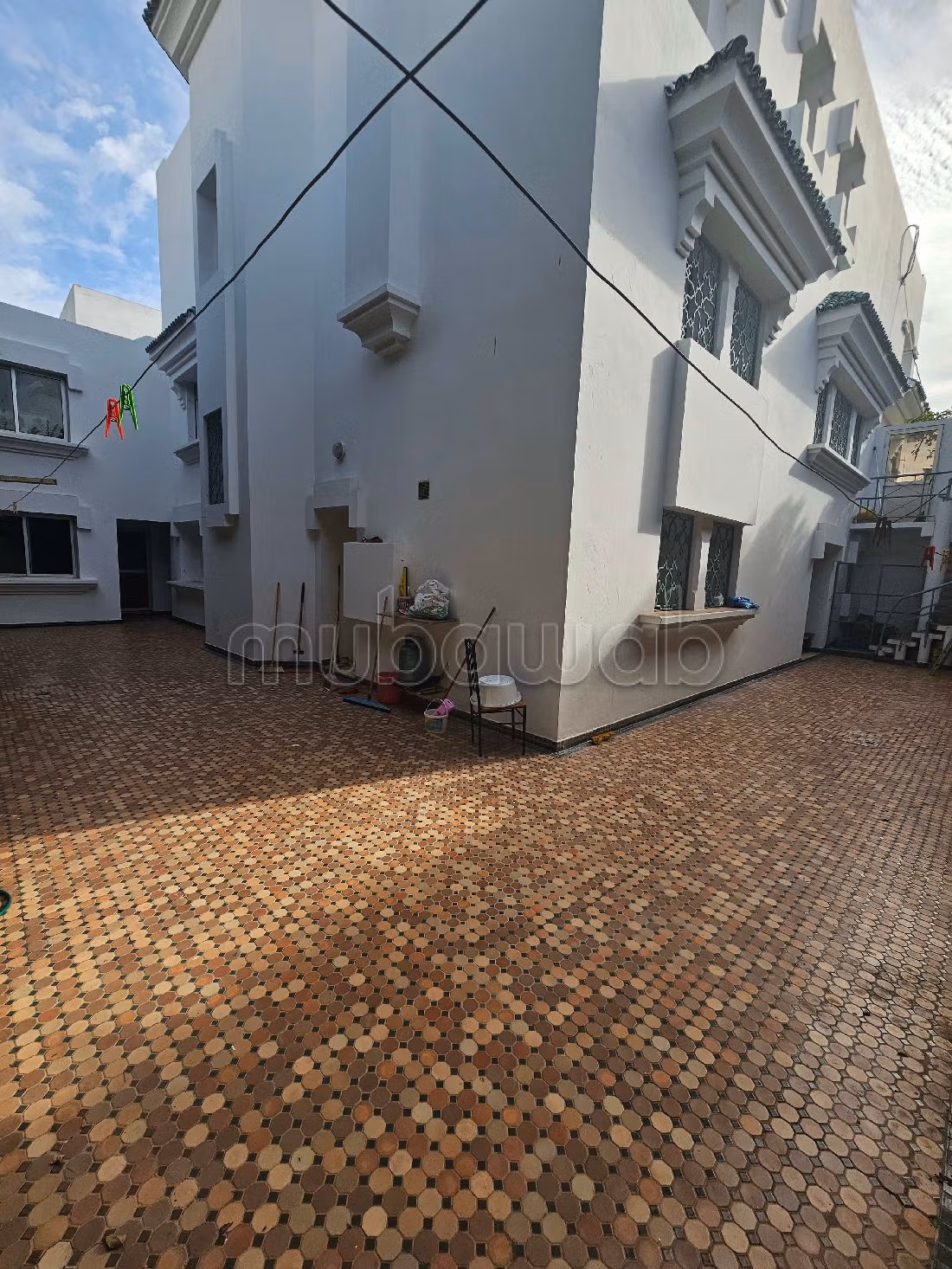 فيلا رائعة للبيع بمرس السلطان. 11 قطع رائعة. التدفئة