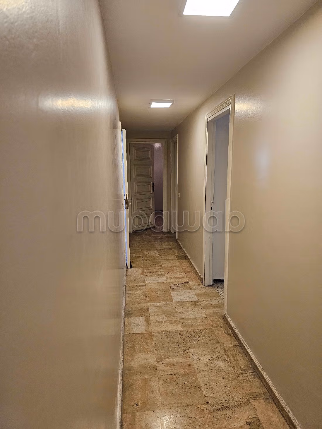 فيلا رائعة للبيع بمرس السلطان. 11 قطع رائعة. التدفئة