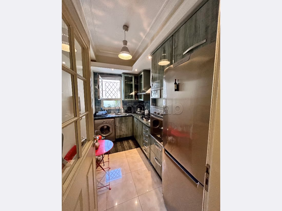 استئجار شقة بغوثي. 1 غرفة. مع المرآب والمصعد