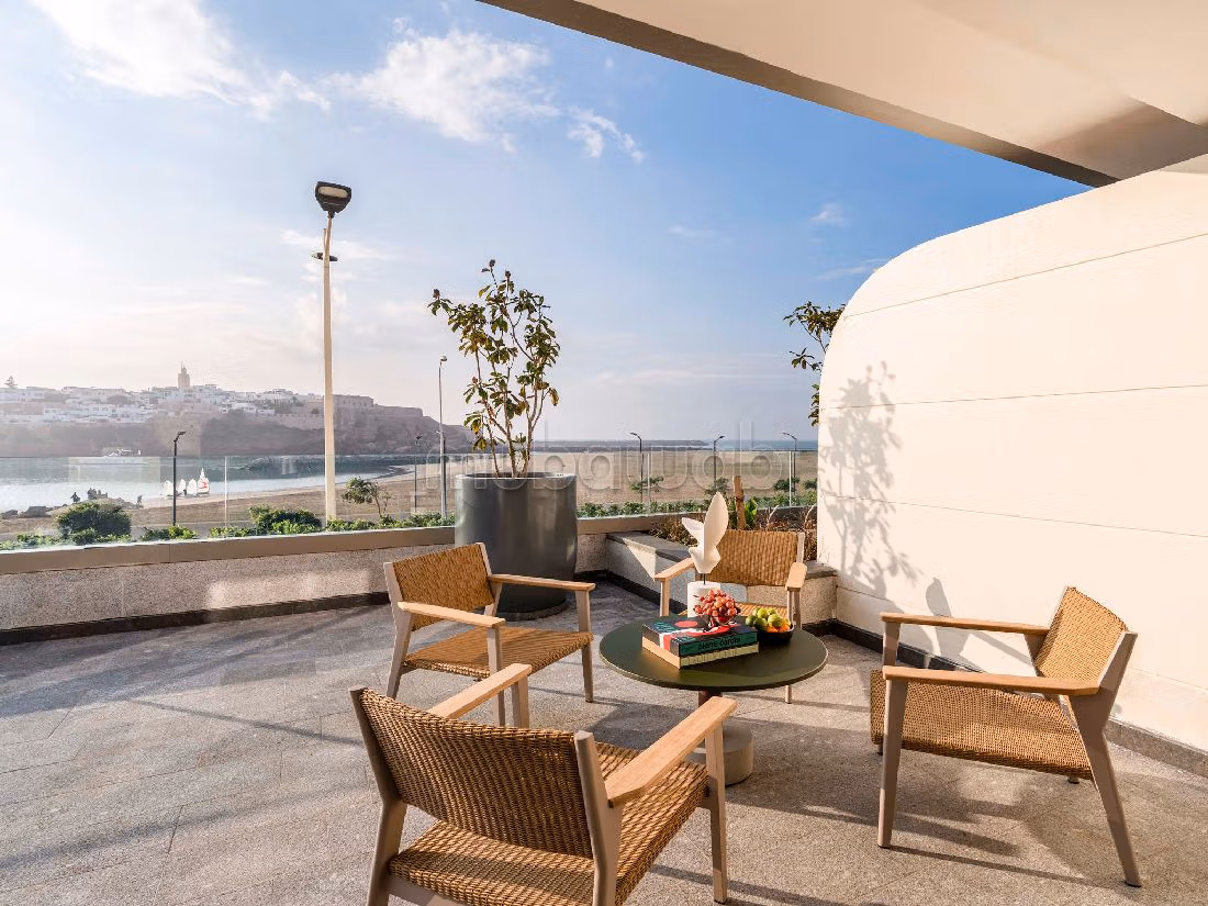 Find an apartment to buy in Bab Al Bahr. Area 111 m². Fireplace and caretaker service. 