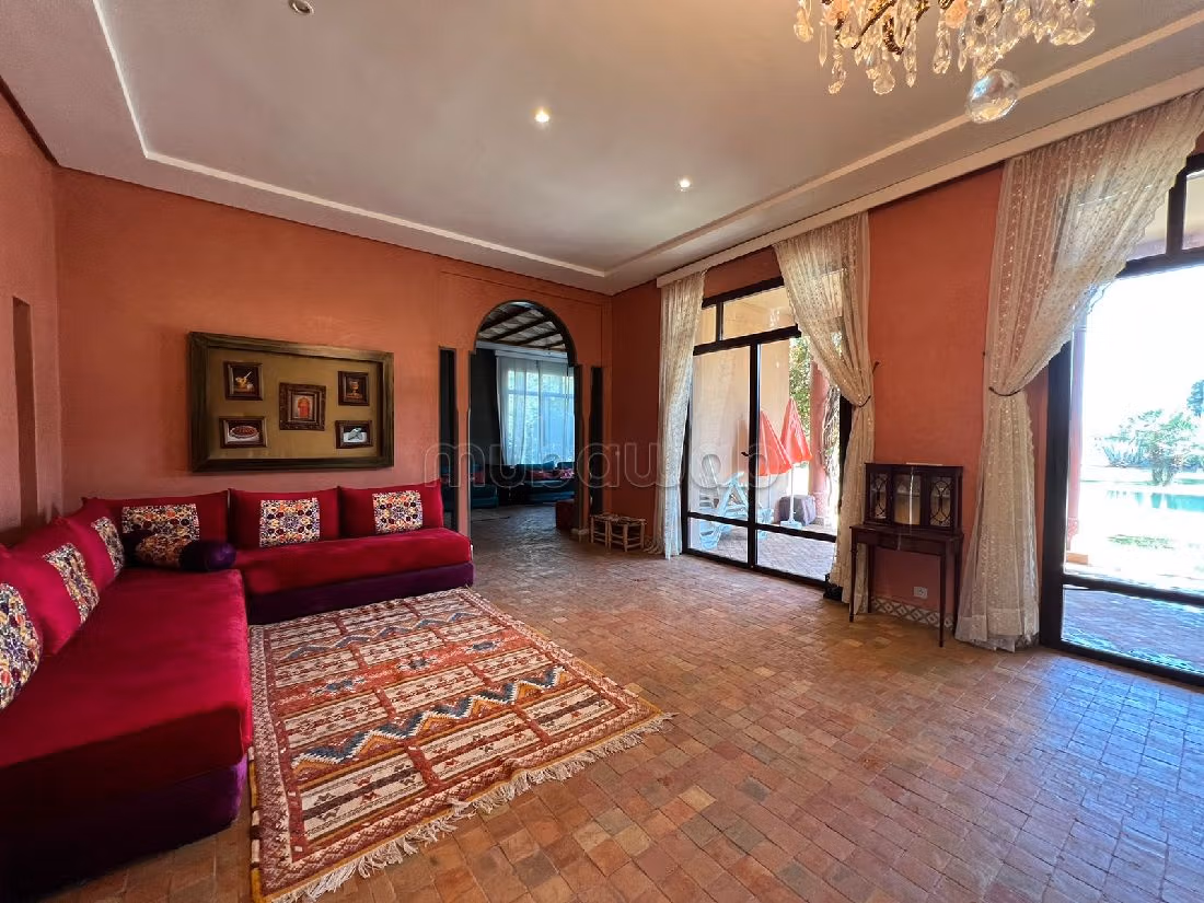 Villa titrée 1er ligne du golf route d'Amimiz 6 ch