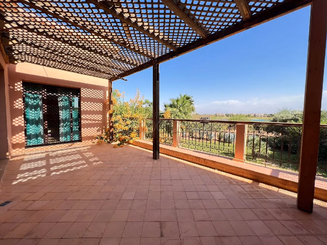 Villa titrée 1er ligne du golf route d'Amimiz 6 ch