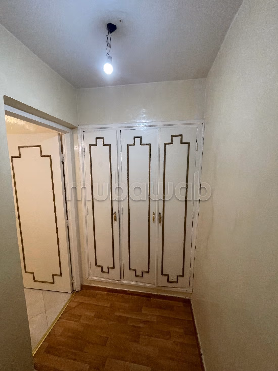 Magnifica casa di lusso in affitto a Souissi. 6 ampi locali. Servizio di concierge e condizionatore. 