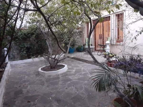 Unique villa de charme plein centre ville
