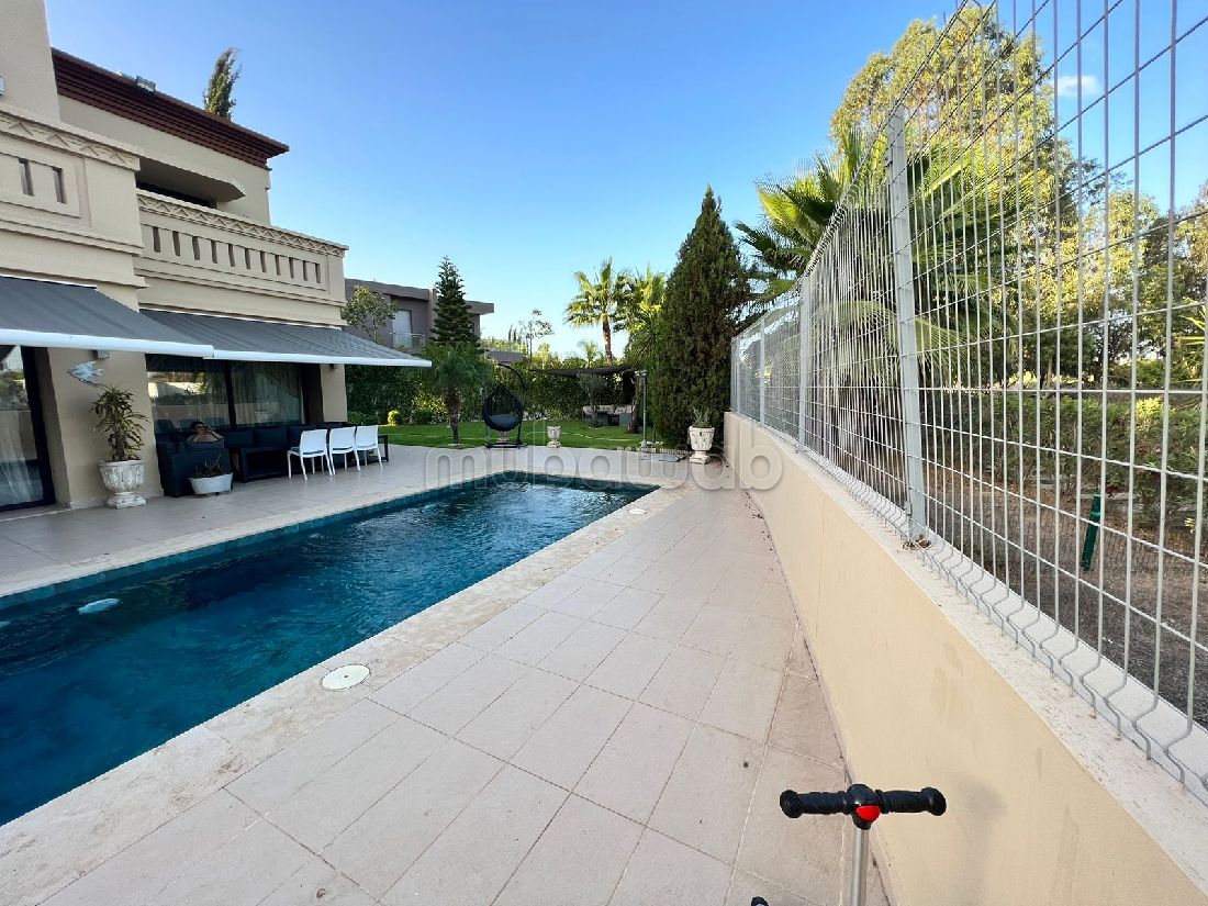 A vendre villa isolé vue forêt PRESTIGIA Bouskoura Mubawab