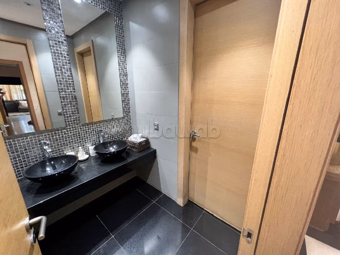 منزل ممتاز للبيع ببوسكورة. 8 قطع. حديقة وشرفة. 