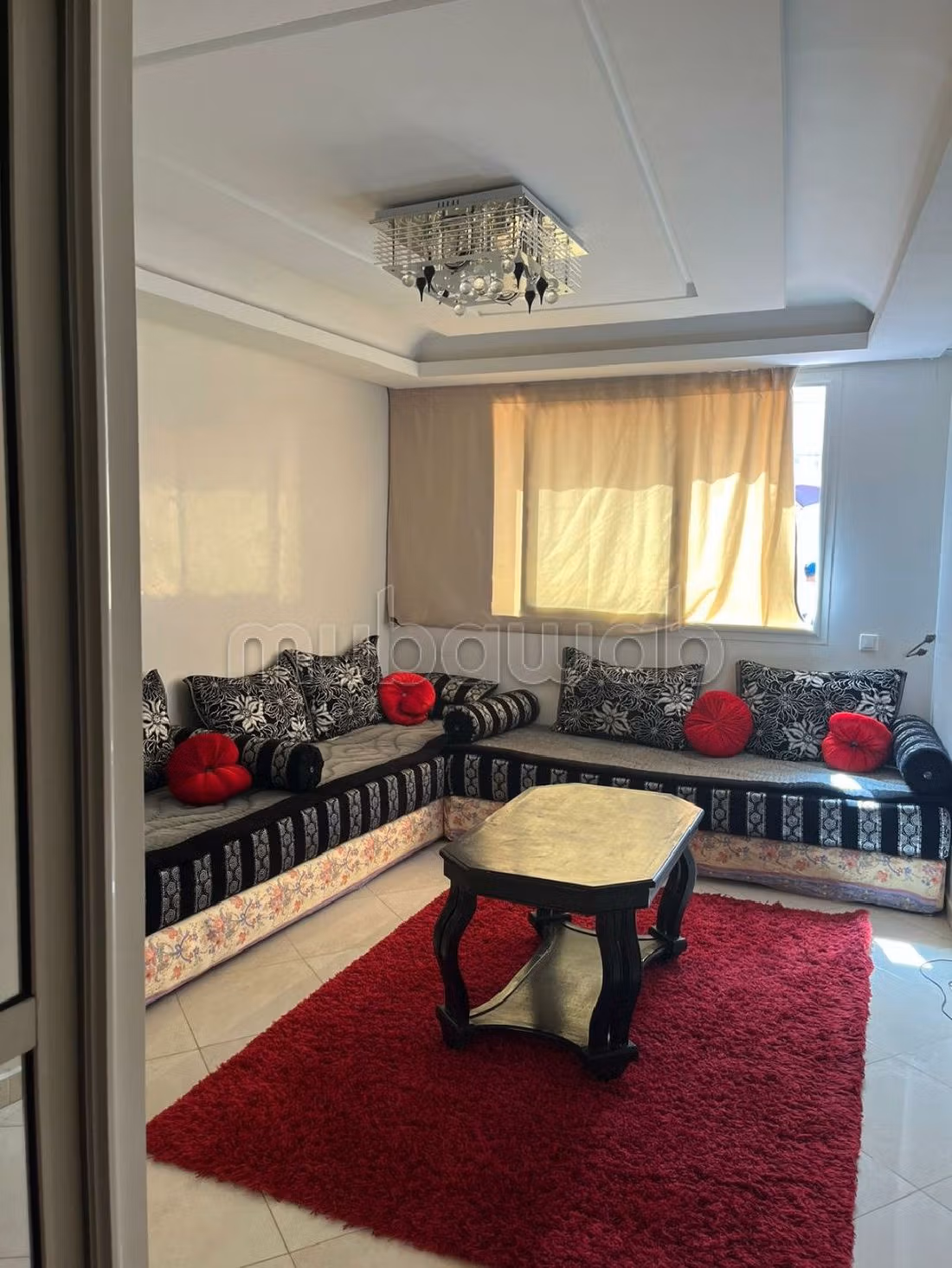 Appartement à louer à Quartier Industriel. 3 pièces confortables. Bien meublé