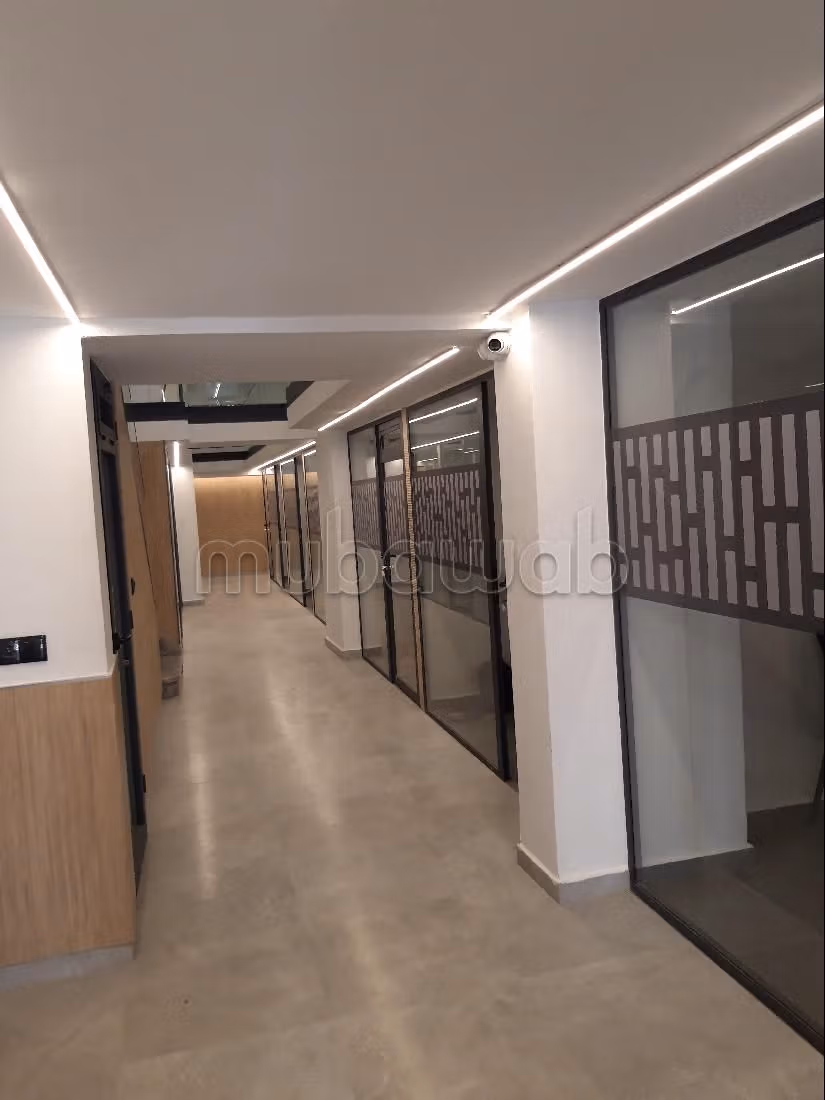 Bureau fermé avec bail Abdelmoumen Tram wafasalaf