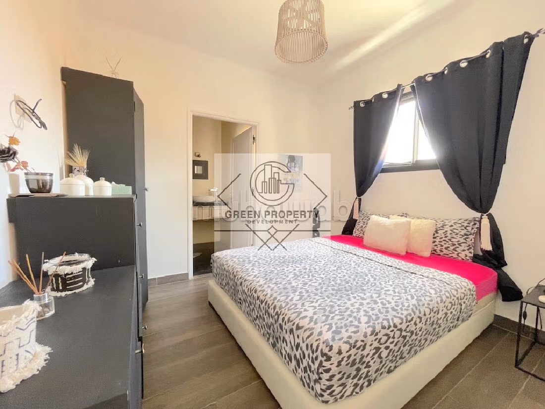 فيلا فاخرة للبيع ب ادا وكرد. 6 قطع مريحة. مفروشة