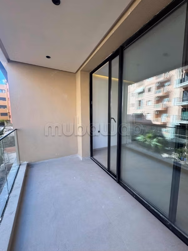 Superb apartment on the 5th floor with terrace