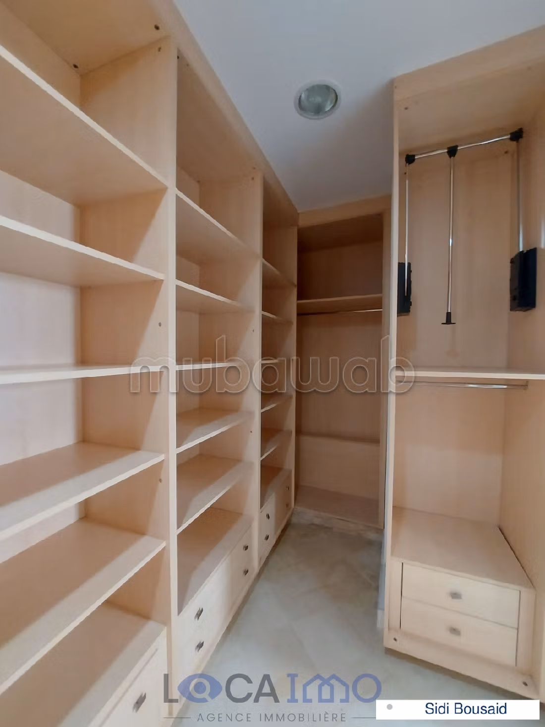 Straordinaria casa di lusso in affitto a Sidi Bousaid. 5 belle camere da letto. Cucina equipaggiata. 