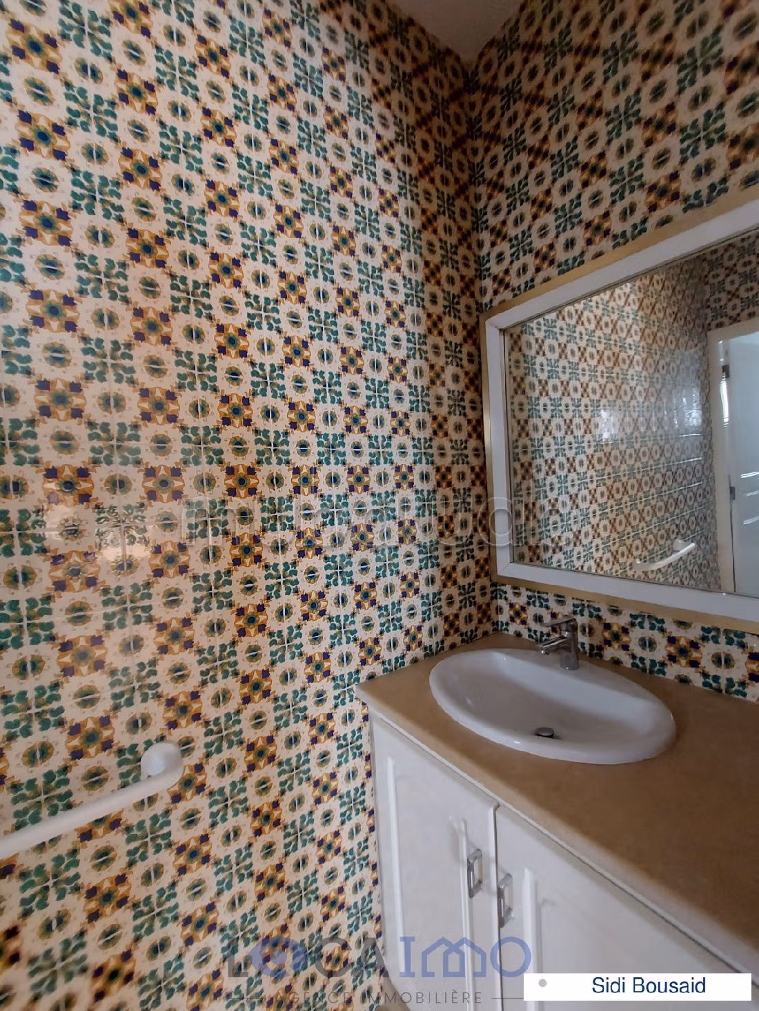 Straordinaria casa di lusso in affitto a Sidi Bousaid. 5 belle camere da letto. Cucina equipaggiata. 