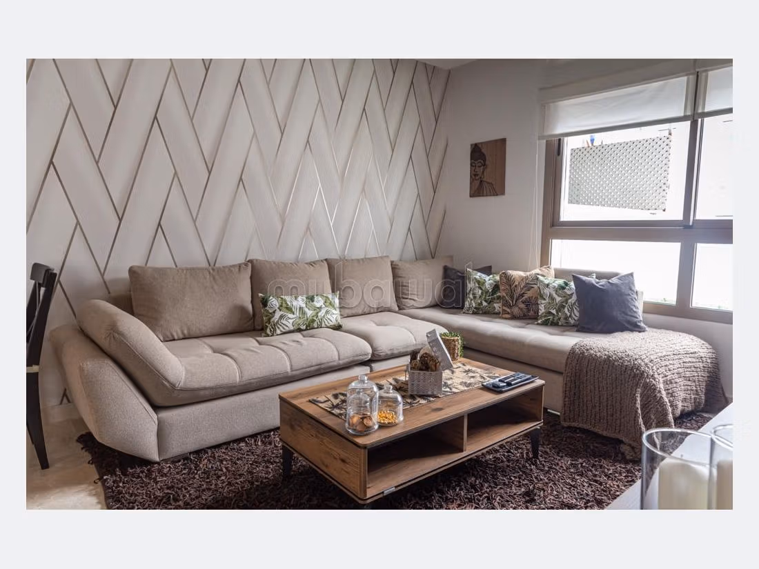 Bellissimo appartamento in affitto a Bourgogne Ouest. 1 locale. arredato. 