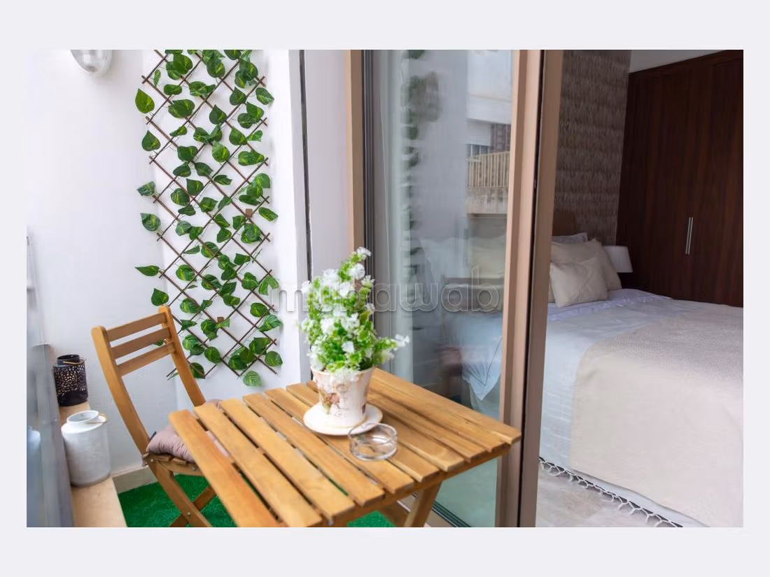 Bellissimo appartamento in affitto a Bourgogne Ouest. 1 locale. arredato. 