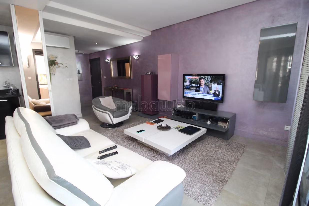 شقة للبيع ب المنطقة السياحية. 2 غرف ممتازة. نظام تكييف الهواء. 