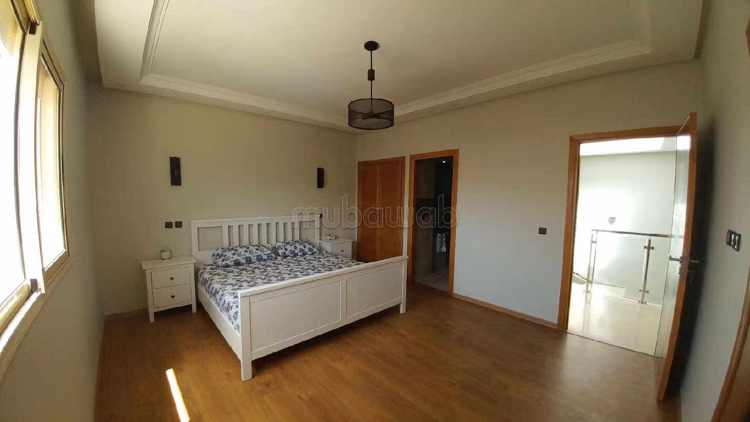 Te koop: villa's en luxe woningen. 3 Slaapkamers. Volledig gemeubileerd. 