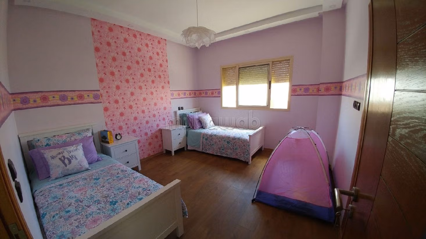 Te koop: villa's en luxe woningen. 3 Slaapkamers. Volledig gemeubileerd. 