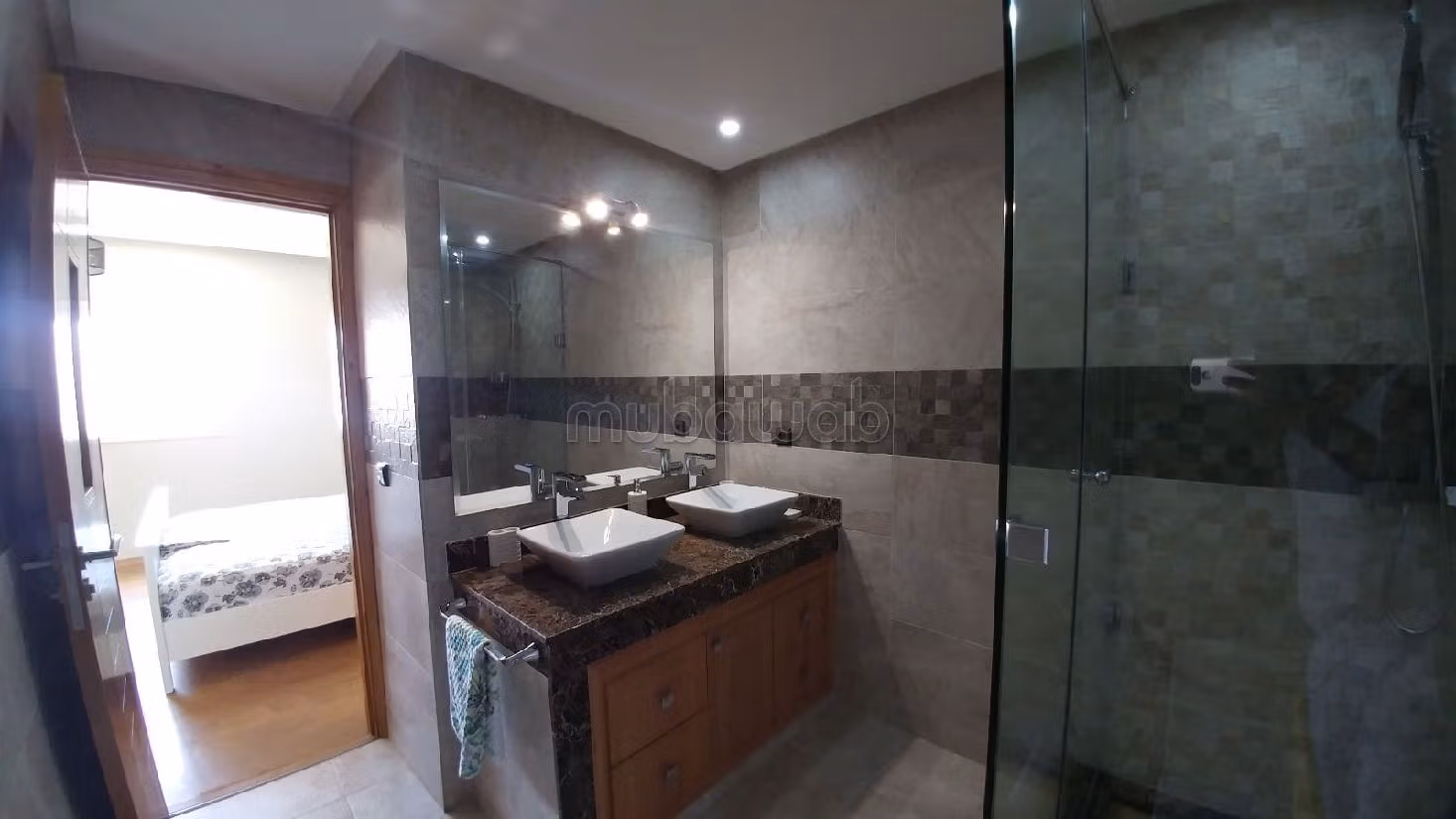 Te koop: villa's en luxe woningen. 3 Slaapkamers. Volledig gemeubileerd. 