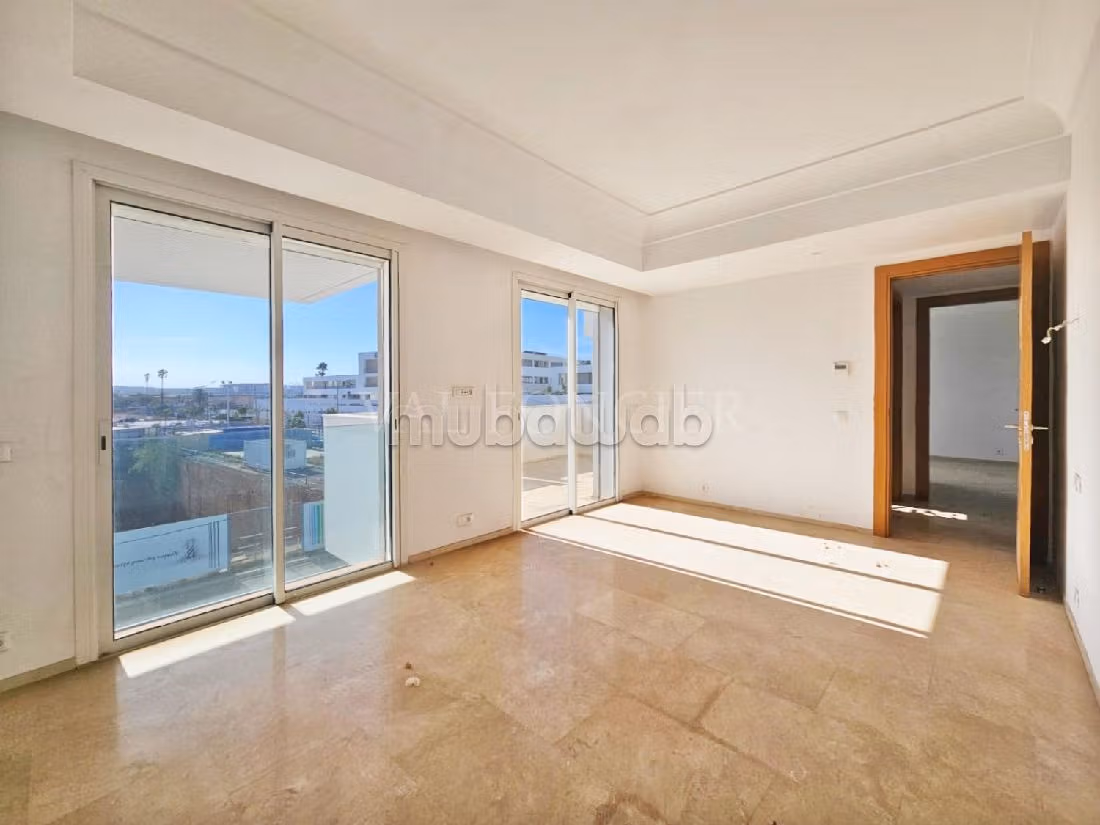 Location superbe appartement 3chambres sans vis à vis CFC, Casablanca