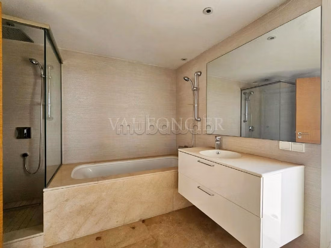 Location superbe appartement 3chambres sans vis à vis CFC, Casablanca