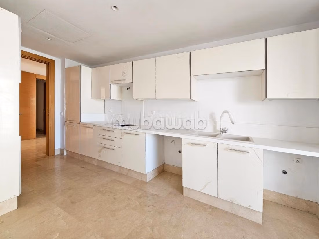 Location superbe appartement 3chambres sans vis à vis CFC, Casablanca