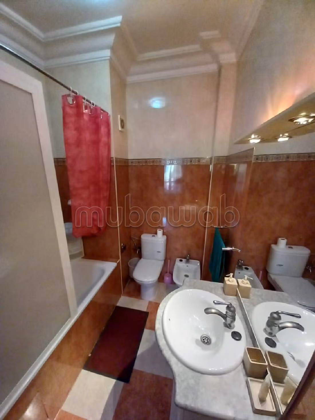 Apartment for sale in Iberie. 5 large rooms. View of the mountains, double glazing. 